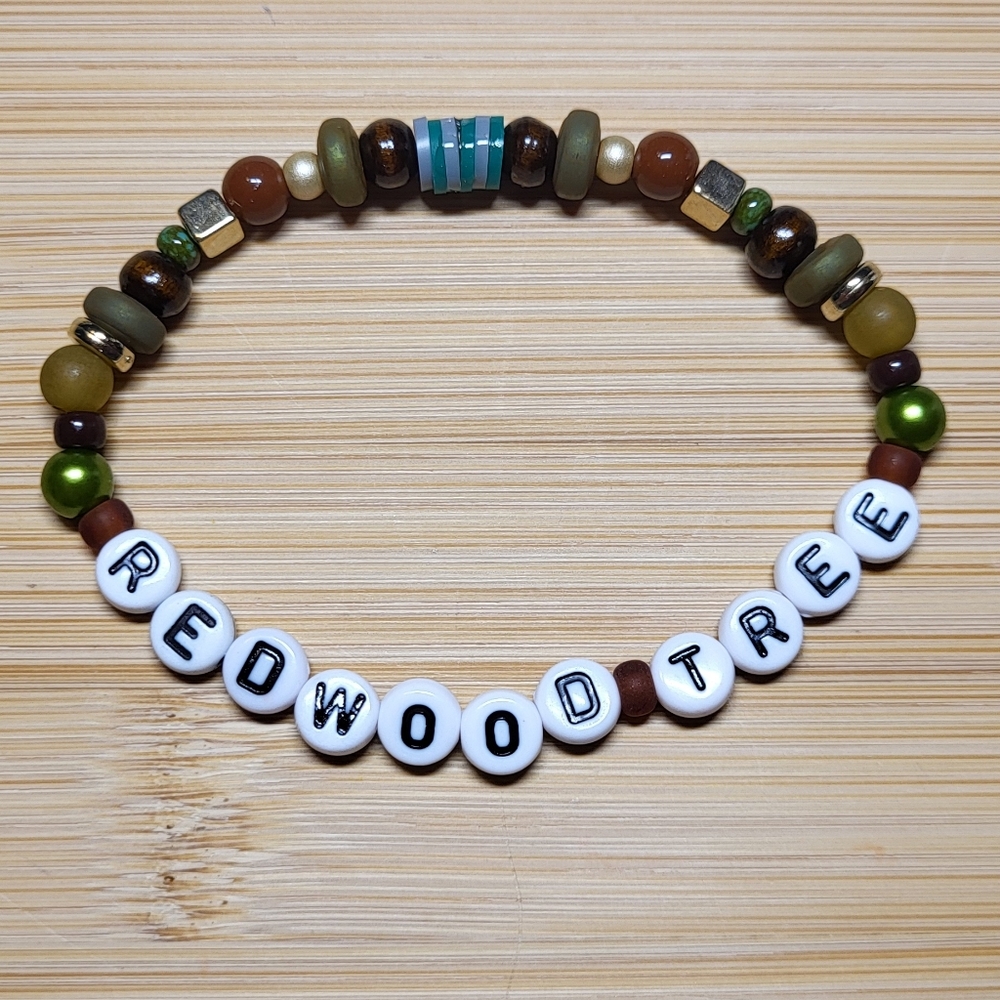 Redwood Tree- Taylor Swift Friendship Bracelet, Size 7.5"